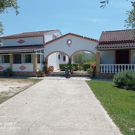 Villa Yannis Roda  Exteriér fotografie