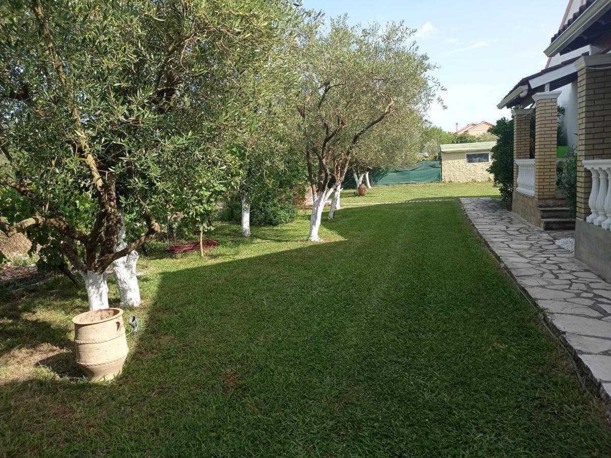 Villa Yannis Roda  Exteriér fotografie